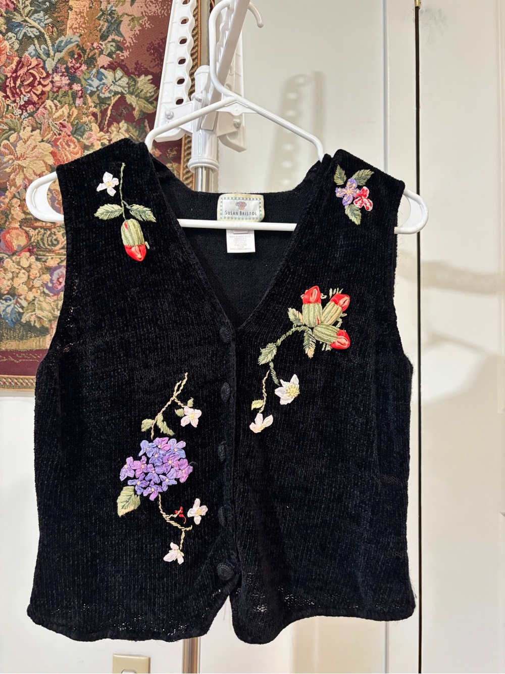 Vintage 1998 Susan Bristol Black Wool Floral Embroidered Sweater Vest S